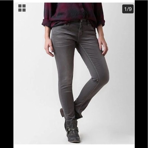 NWOT Rock Revival Grey Betty Skinny 30 by 31.5 - Picture 1 of 8